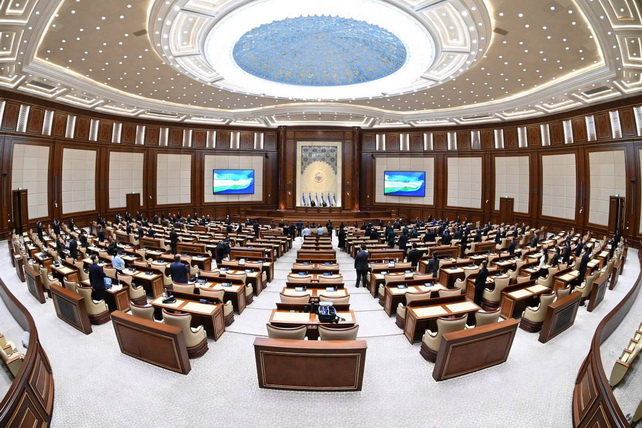 Senate Reviews Measures to Improve Child Support Enforcement System