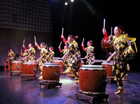 В Узбекистане пройдут концерты группы японских барабанщиков «Химико»