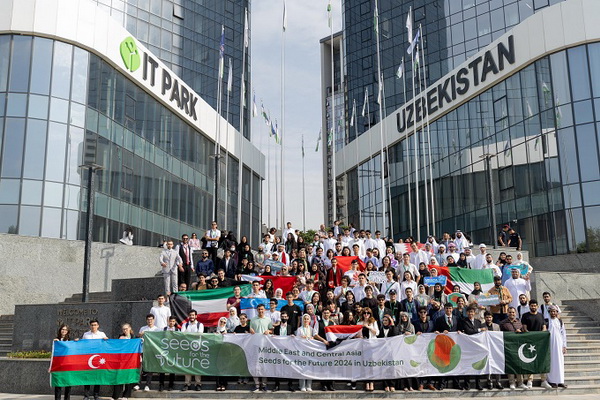 В Узбекистане завершился образовательный проект Huawei Seeds for the Future 2024