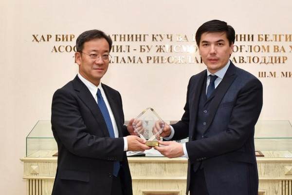 Генеральный секретарь НОК обсудил вопросы сотрудничества с послом Японии