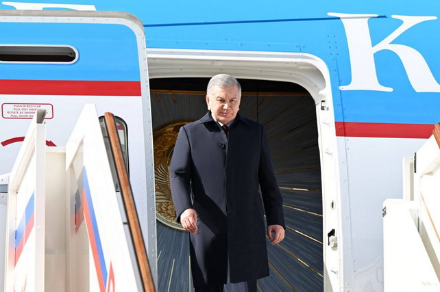 Ўзбекистон Президенти Россия Федерациясига келди