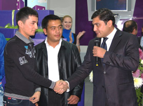UCell hands over second Chevrolet Captiva car to its subscriber
