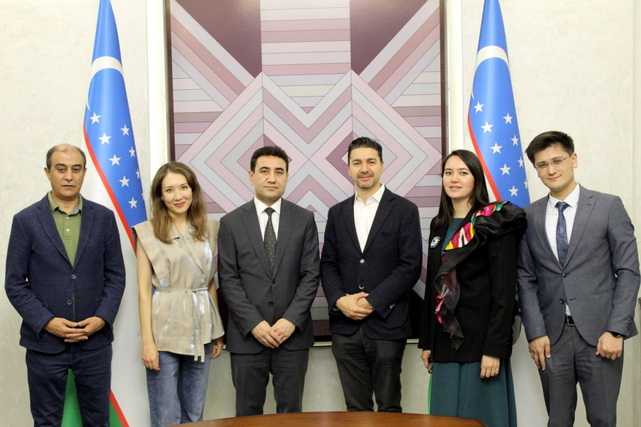 Meeting held at the State Asset Management Agency with the CEO of Coca-Cola Ichimligi Uzbekistan*