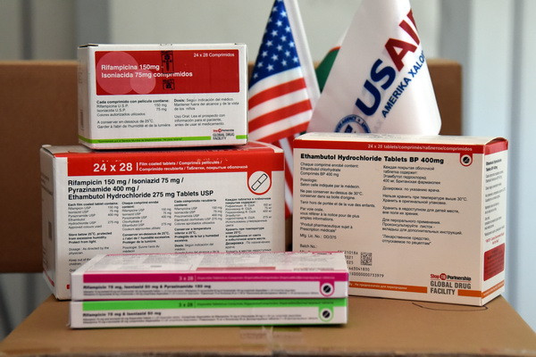 USAID в Узбекистане облегчает доступ к шести лекарствам от туберкулеза