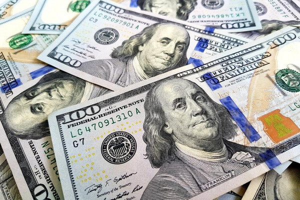 Из Казахстана запретили вывоз иностранной валюты, если ее эквивалент превышает $10 тысяч