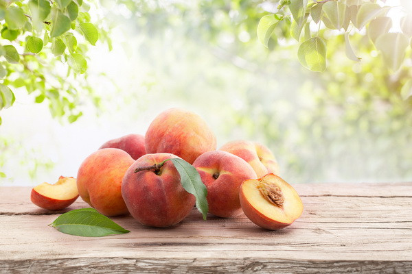 Prices for peach and nectarine in Uzbekistan continue to fall rapidly