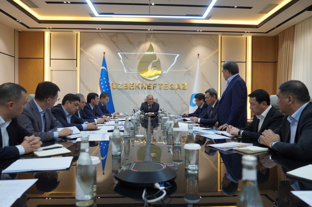 В «Узбекнефтегазе» раскритиковали работу нефтебаз и объявили о кадровых решениях