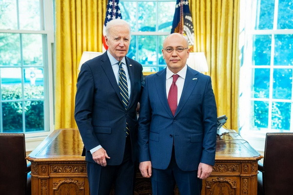 Новый Посол Узбекистана вручил верительные грамоты Президенту США