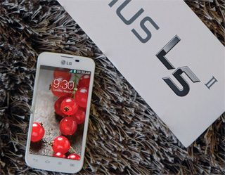 LG OPTIMUS L5II begins global rollout