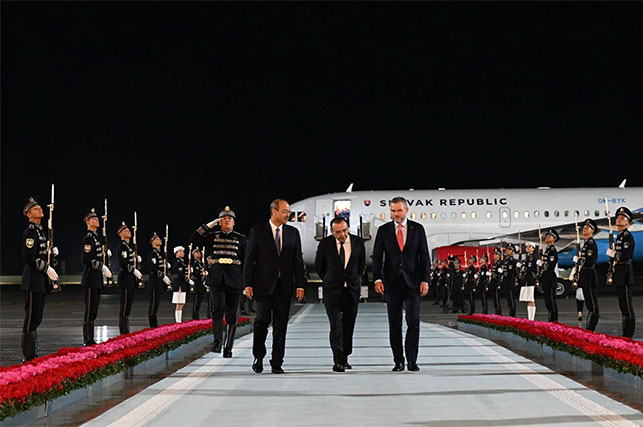 President of Slovakia Arrives in Uzbekistan on Working Visit