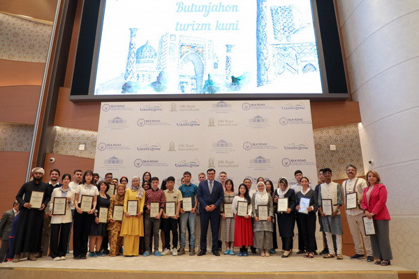 Tourism Fidoyisi Award Ceremony takes place in Samarkand