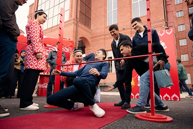 The Coca‑Cola company in Uzbekistan Holds Ramadan Charity Initiatives
