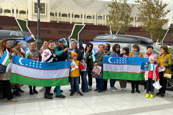 В Азербайджане продвигается туристический потенциал Узбекистана