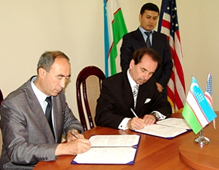 TUIT, Webster University sign memorandum of understanding