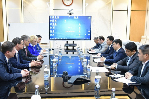 Uzbekneftegaz holds negotiations with Linde