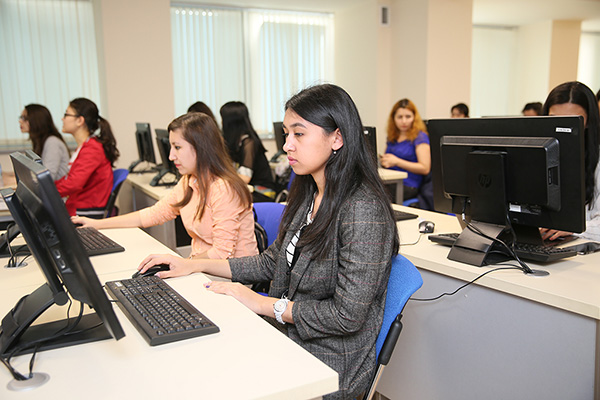 Около 110 девушек приняли участие в Women Techmakers 2018 IWD