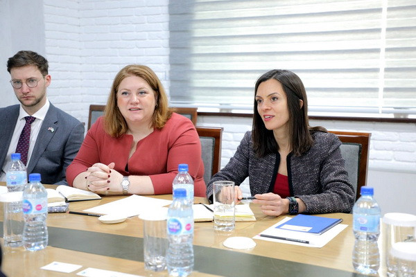 Standard Chartered Bank intends to enter the Uzbek market