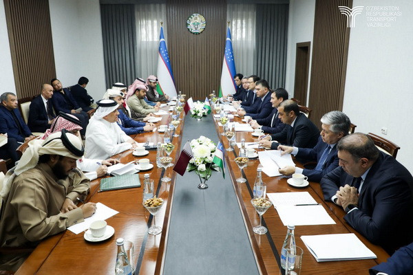 A delegation of Uzbekistan and Qatar discuss issues on the Trans-Afghan Railway project