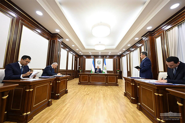 Президент Узбекистана поручил разработать стратегию внедрения искусственного интеллекта