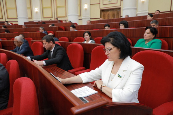Legislators approve bill amending tax and customs codes
