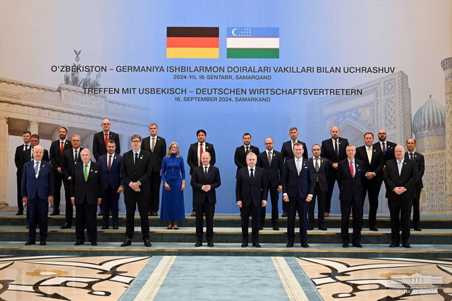 Shavkat Mirziyoyev and Olaf Scholz hold joint meeting with representatives of leading companies and banks of both countries