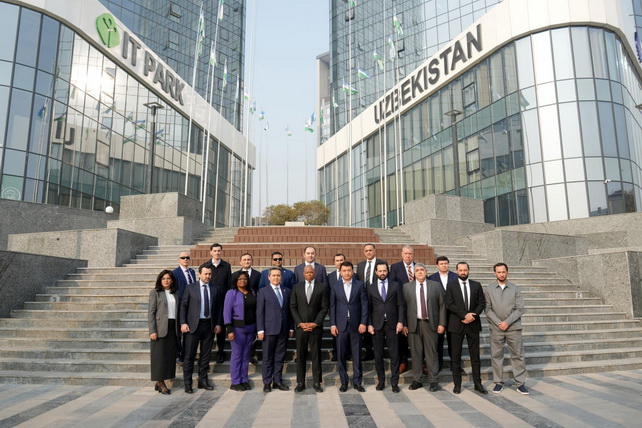 Uzbekistan’s Minister of Digital Technologies Meets New York Mayor Eric Adams