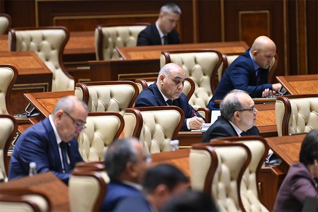 Uzbek Senate Approves Law on Food Safety to Protect Citizens and Boost Exports