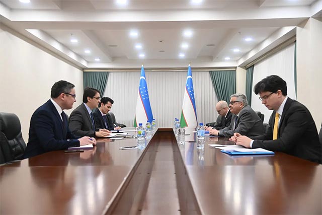 Uzbekistan and Russia Review Progress in Strategic Partnership