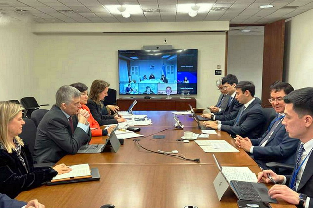 Uzbekistan and the World Bank discuss expansion of the Better Work Uzbekistan program