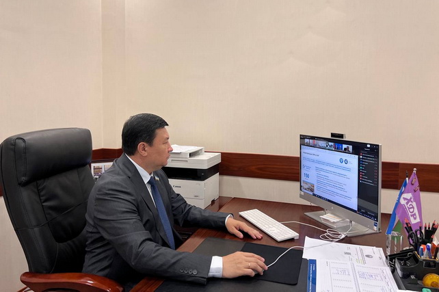 Uzbek Senator Participates in CIS IPA Commission Meeting