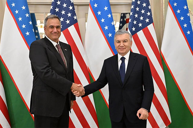 President of Uzbekistan Discusses Strategic Partnership Plans with Air Products