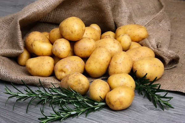 Potato imports increased by almost 70,000 tons