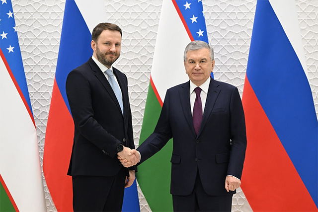 President of Uzbekistan discusses trade and economic cooperation with Russian delegation