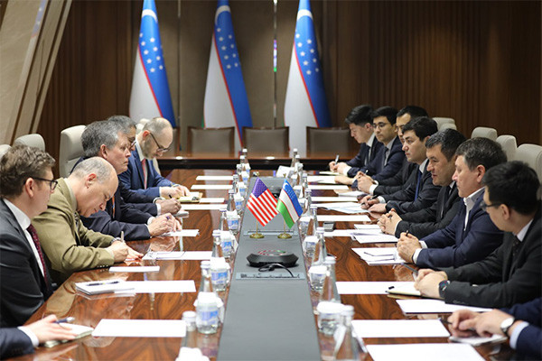 Uzbekistan and the United States discuss prospects for cooperation in the energy and mining industries.