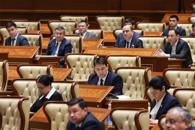 Uzbek Senate Approves Law Adapting Personal Data Rules to Support International Online Payments