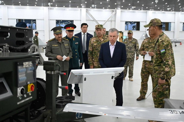 Верховный Главнокомандующий ознакомился с условиями в воинской части