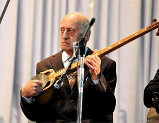 Bukharian Shashmaqam echoes in Tashkent