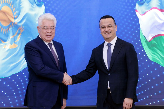 Узбекистан и Казахстан обсудили расширение торговли и инвестиций в рамках цели $10 млрд. к 2030 году