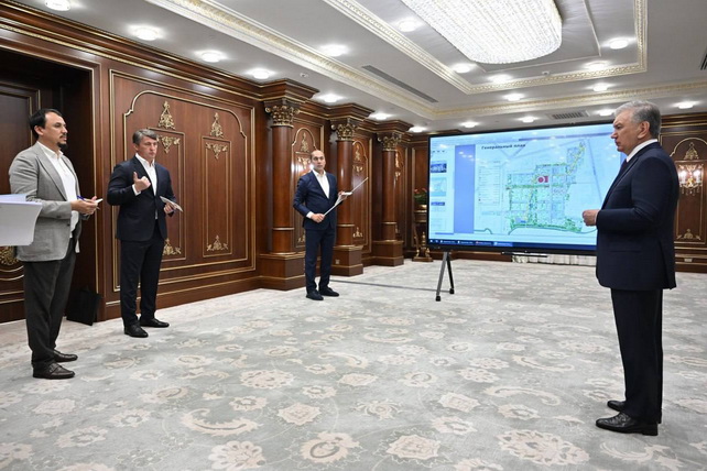 President reviews new projects in tourism and urban development sectors
