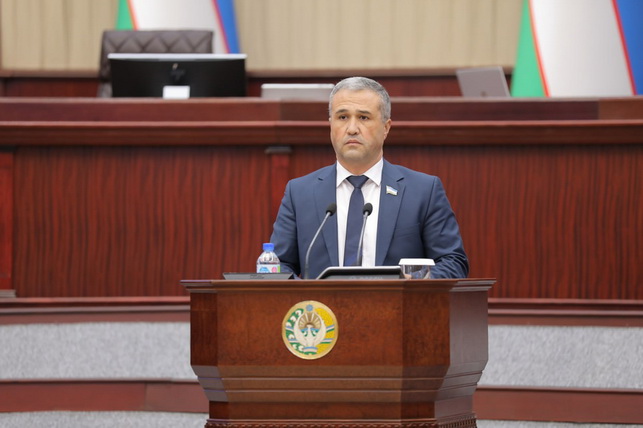 Legislative Chamber Reviews Minister of Construction and Housing’s Response on Upkeep of Residential Areas