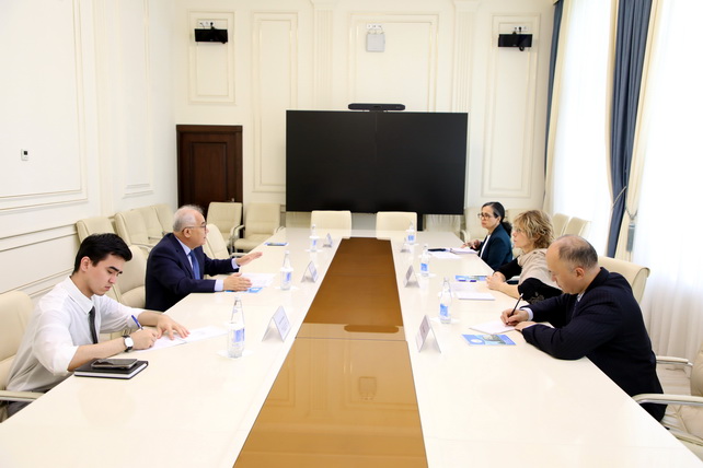 Uzbekistan, ICRC discuss international humanitarian law ties