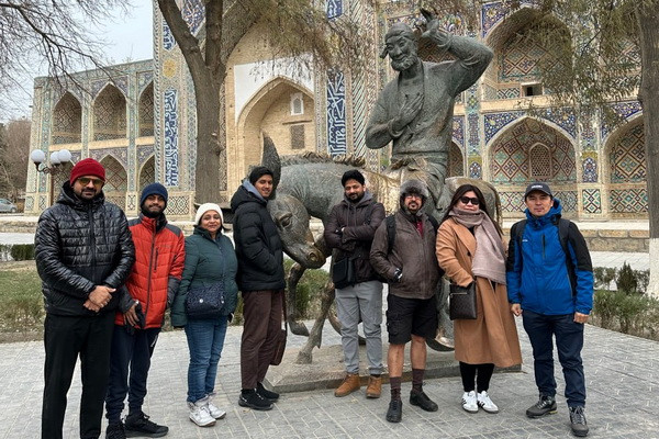 Representatives of leading UAE travel companies in Uzbekistan