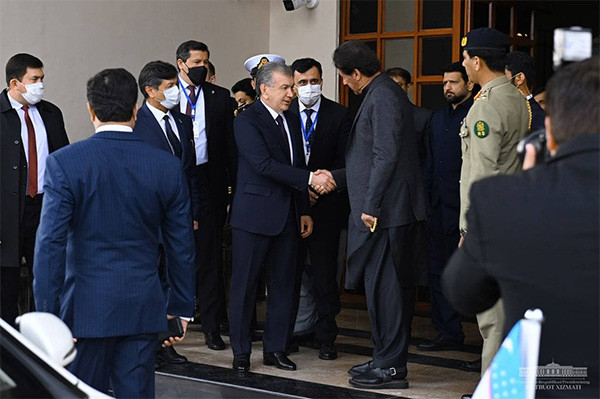 President of Uzbekistan arrives in Islamabad
