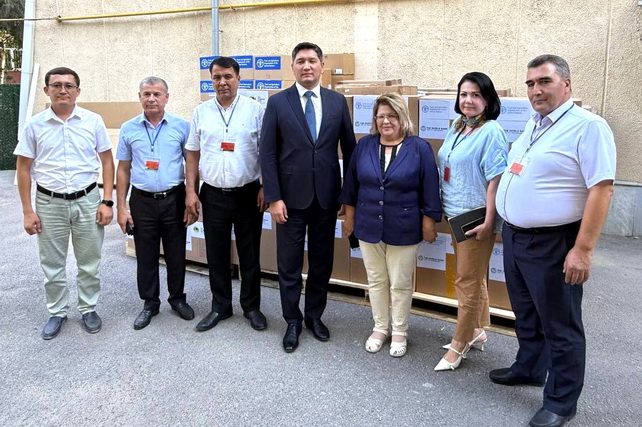 FAO donates modern laboratory equipment to strengthen Uzbekistan’s food safety system