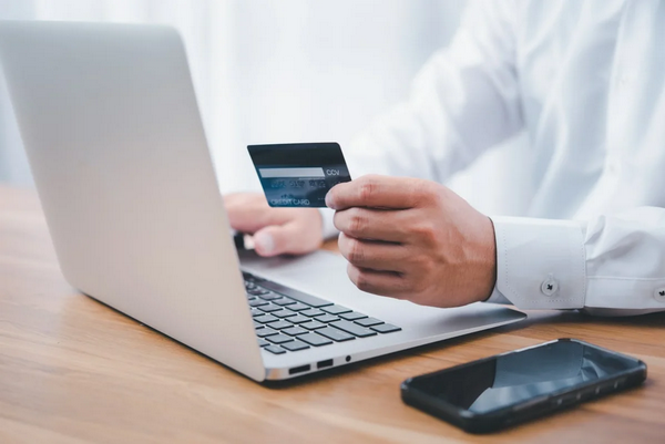 Практически 75% случаев мирового мошенничества и утечек данных относится к электронной коммерции