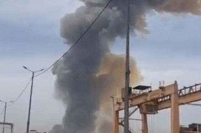 Explosion rocks Bandar Abbas Port: Over 400 injured