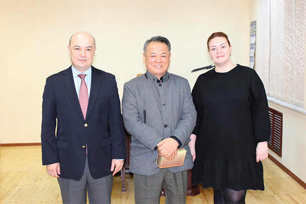 В Госкомтуризме прошла встреча с экспертом KOICA