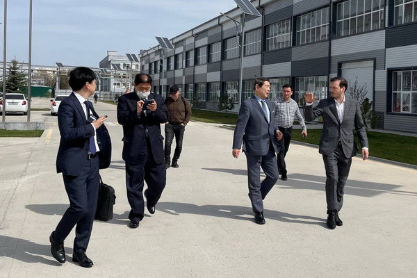 Japanese investors discuss issues of cooperation with Chirchik Technopark