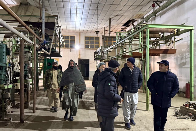 Uzbekistan strengthens cooperation with Nasaji Textile Factory