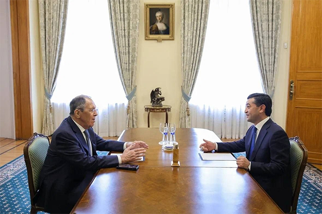 Uzbekistan, Russia Discuss Strategic Partnership Ties